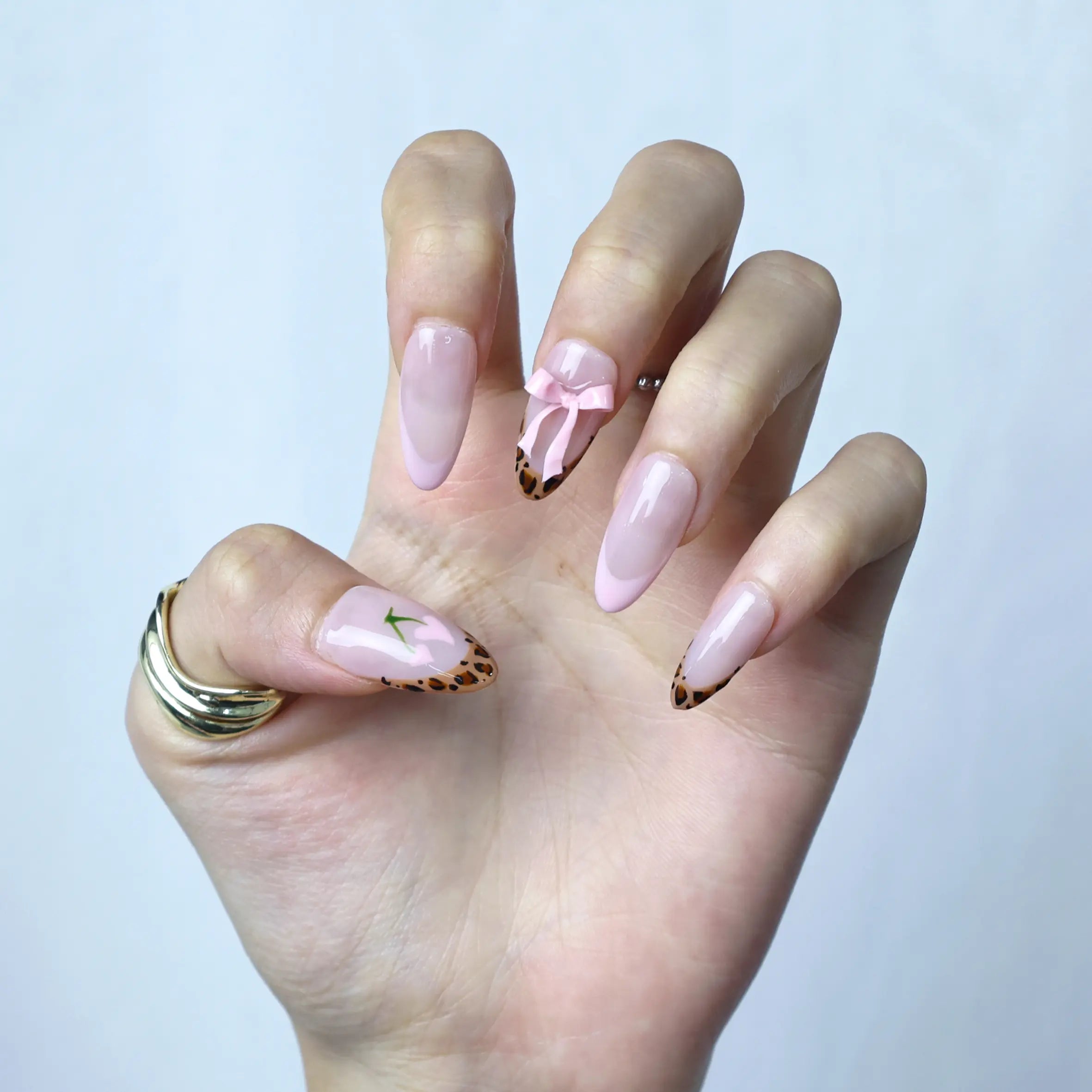 Chic Ribbons-Medium Almond