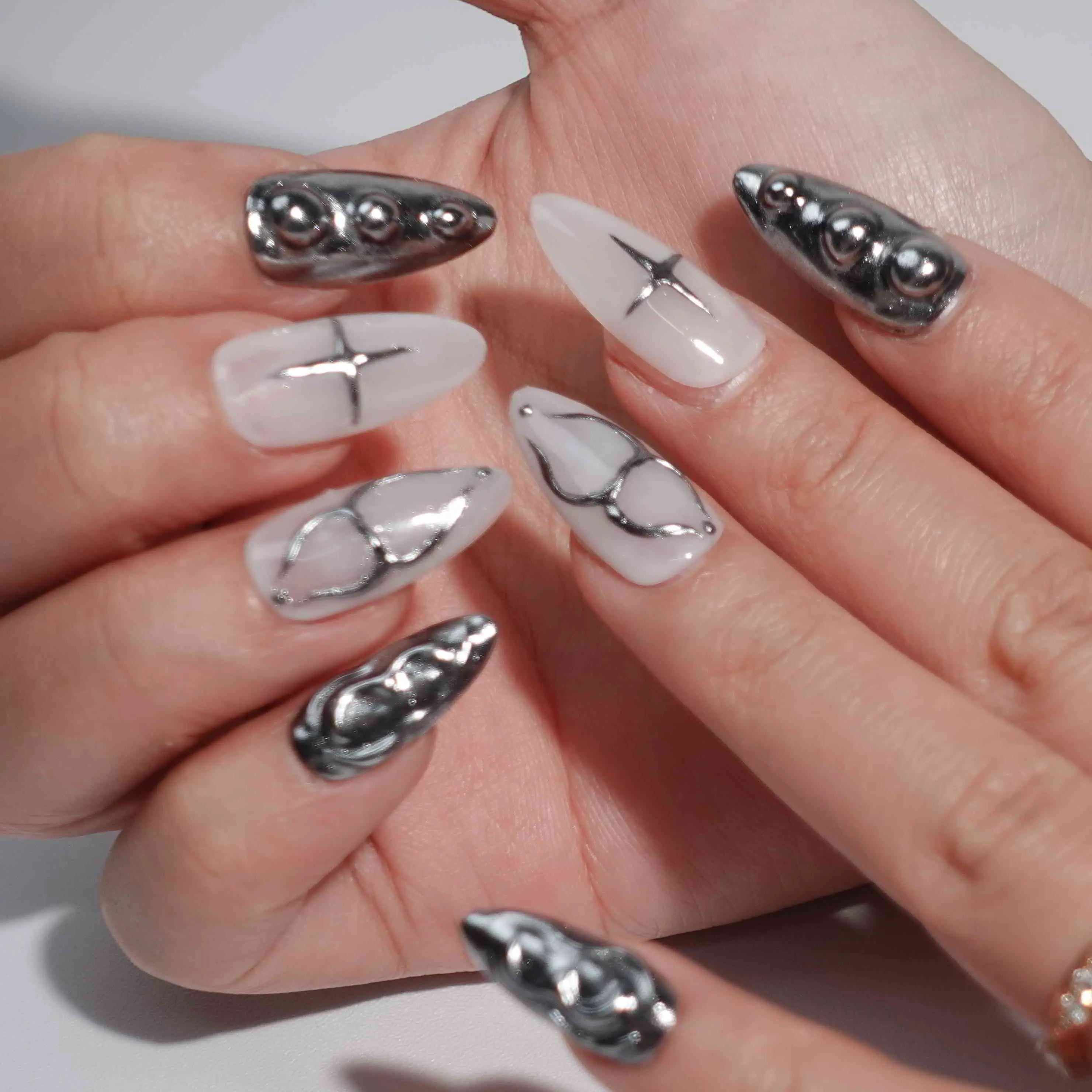 Chrome Roots-Medium Almond